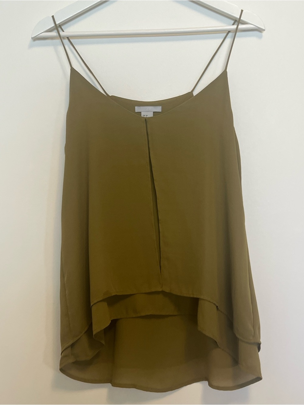 H&M Olive Green Sleeveless Keyhole‎ Shift Top